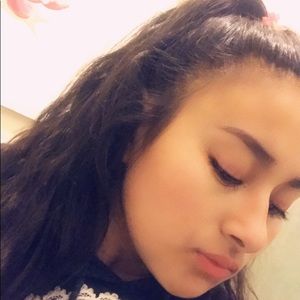 Meet your Posher, Jocelyn